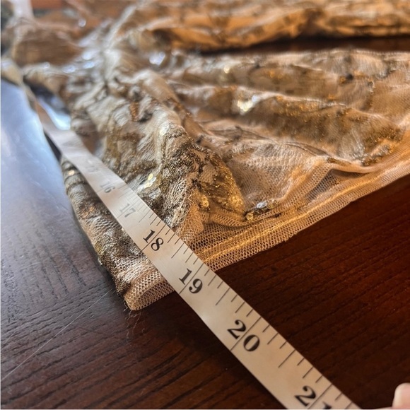 Adrianna Papell bell sleeve beaded sheath cocktail dress in size 8 - Picture 11 of 15